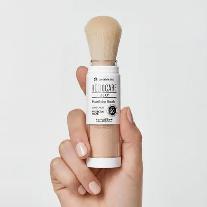 HELIOCARE 360 Mattifying brush 3gr